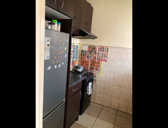 1 BEDROOM APARTMENT FOR SALE IN PRETORIA WEST